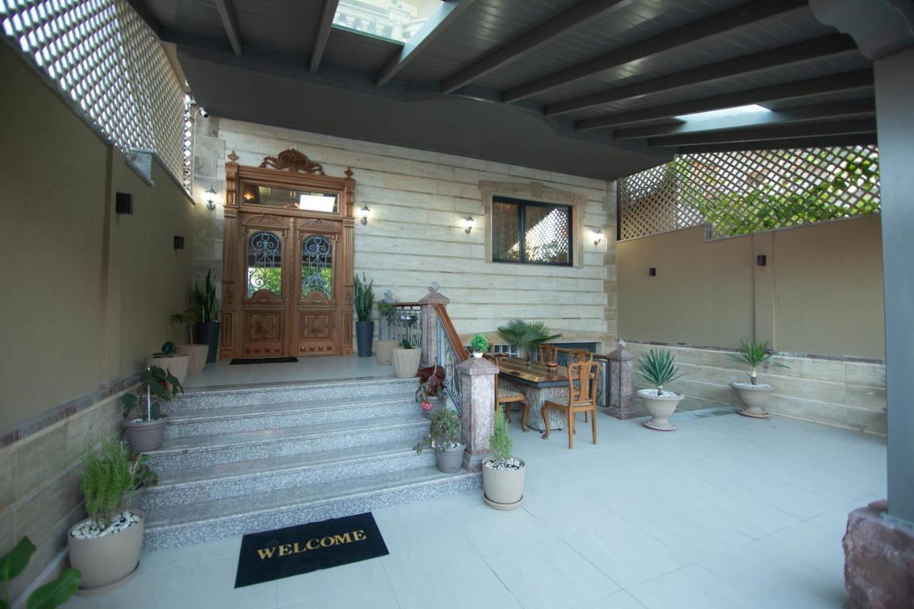 Vila Mariss Korce Exterior foto